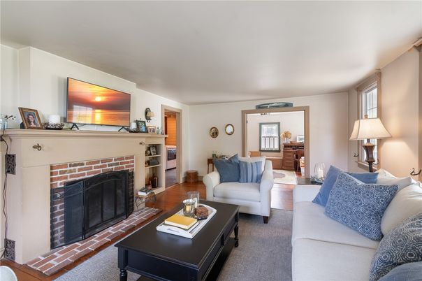 Fireplace, Interior, Living room