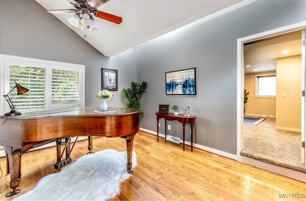Interior, Piano, Recessed Lighting, Wood Texture Flooring