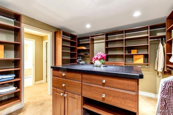 Interior, Recessed Lighting, Walk-in Closets