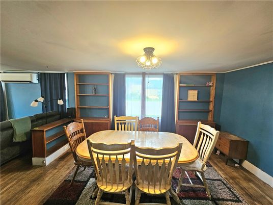 Dining room, Interior, Wood Texture Flooring