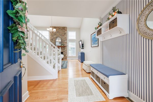 Interior, Pendant Lights, Stone Walls, Wood Texture Flooring