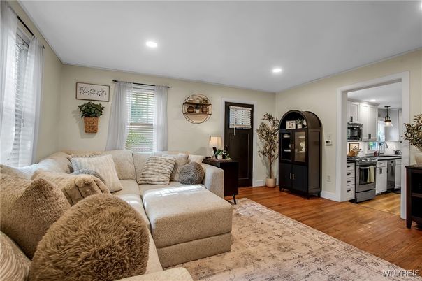Interior, Kitchen, Living room, Recessed Lighting, Wood Texture Flooring