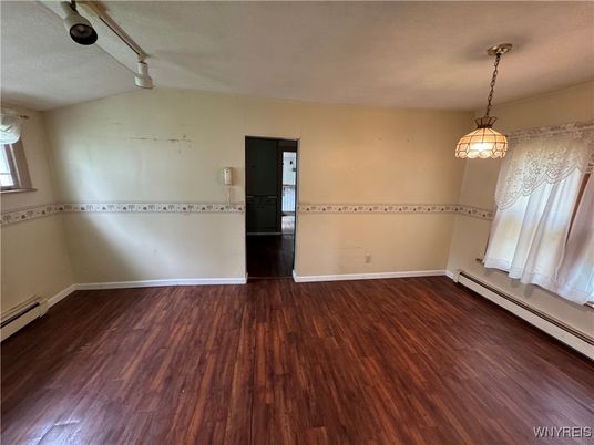Empty room, Interior, Pendant Lights, Wood Texture Flooring