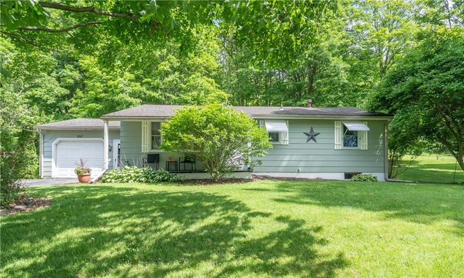 Backyard, Detached Garage, Exterior