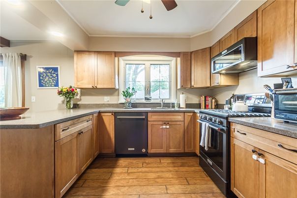 Interior, Kitchen, Recessed Lighting, Wood Texture Flooring