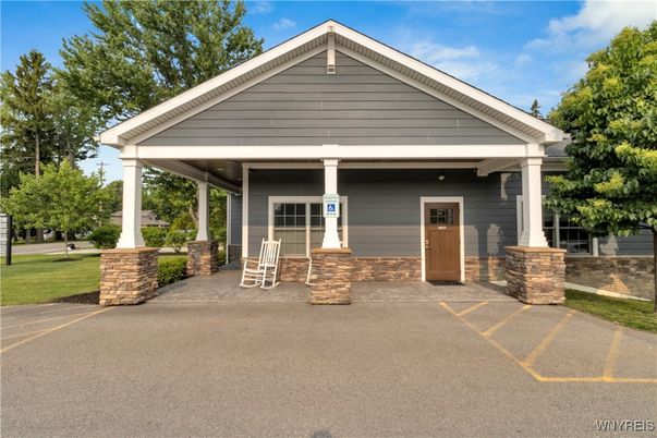 Exterior, Facade, American Craftsman