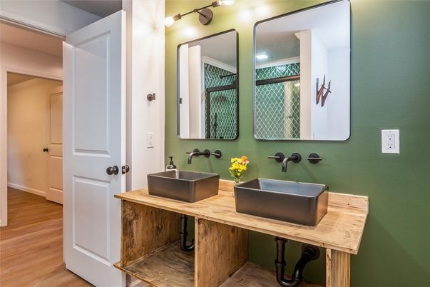 Bathroom, Dual Sink Vanities, Interior, Wood Texture Flooring