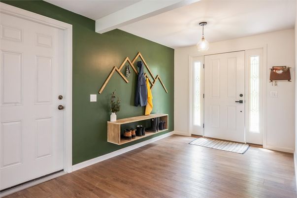 Interior, Pendant Lights, Wood Texture Flooring