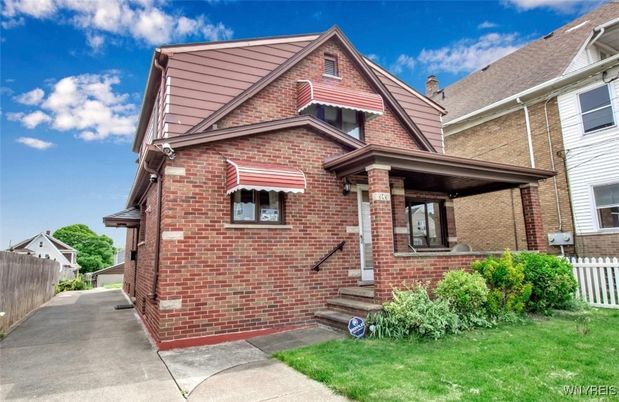 Exterior, Facade, Brick Facade, Tudor Revival