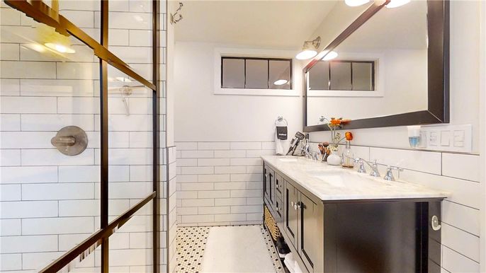 Bathroom, Glass Shower, Interior