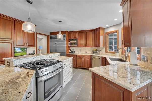 Interior, Kitchen, Pendant Lights, Recessed Lighting, Stainless Steel Appliances