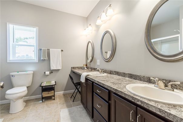 Bathroom, Dual Sink Vanities, Interior