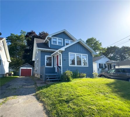 Detached Garage, Exterior, Facade, American Craftsman