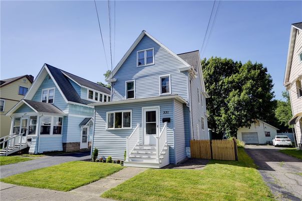 Detached Garage, Exterior, Facade, Queen Anne Victorian