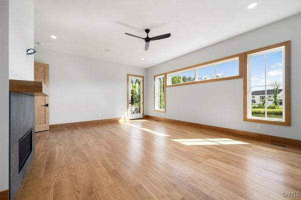 Empty room, Interior, Recessed Lighting, Wood Texture Flooring