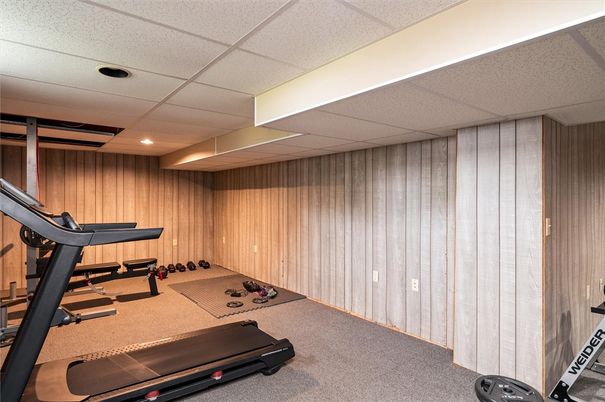Fitness Equipment, Interior, Recessed Lighting