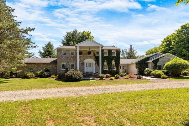 Backyard, Exterior, Facade, Brick Facade, Georgian