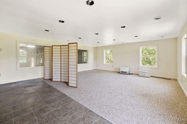 Empty room, Interior, Recessed Lighting