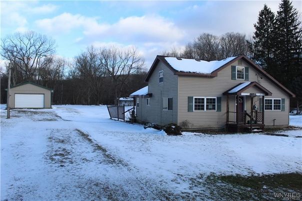 Backyard, Detached Garage, Exterior