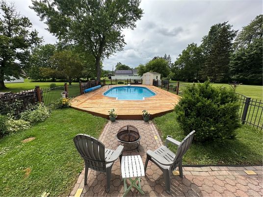 Backyard, Exterior, Pool