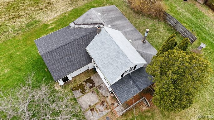 Exterior, Drone