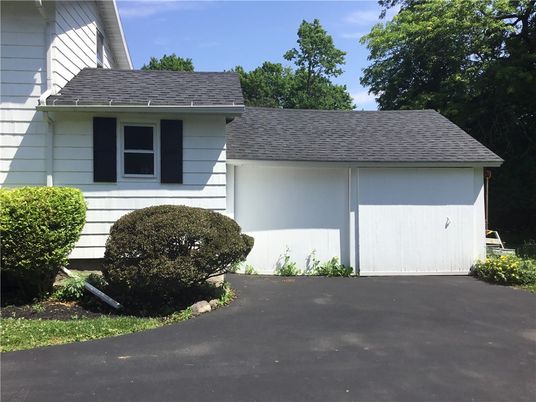 Detached Garage, Exterior