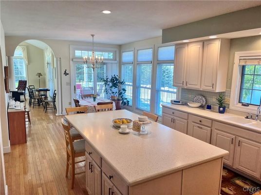 Chandelier, Dining room, Interior, Kitchen, Recessed Lighting, Wood Texture Flooring