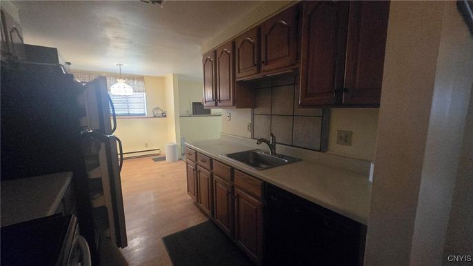 Chandelier, Interior, Kitchen, Wood Texture Flooring