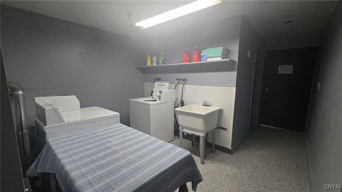 Bedroom, Interior, Washer