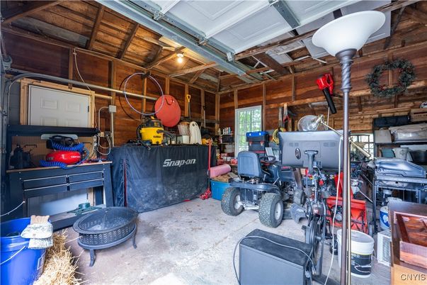 Garage, Interior, Wooden Walls