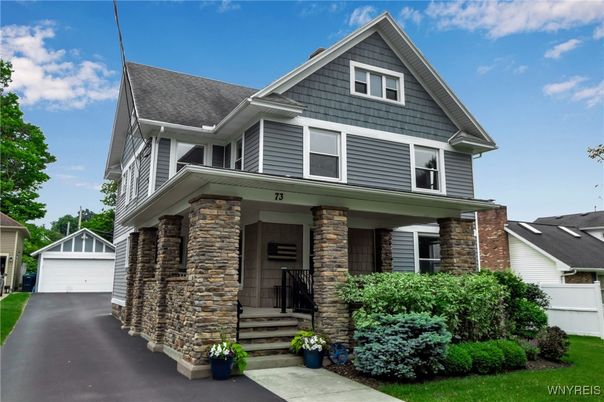 Detached Garage, Exterior, Facade, Queen Anne Victorian