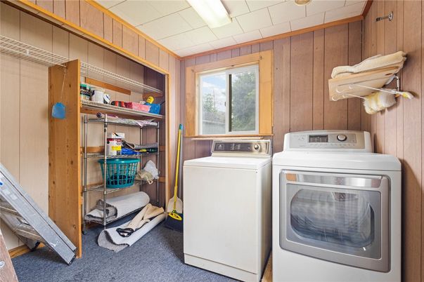 Interior, Washer, Wooden Walls