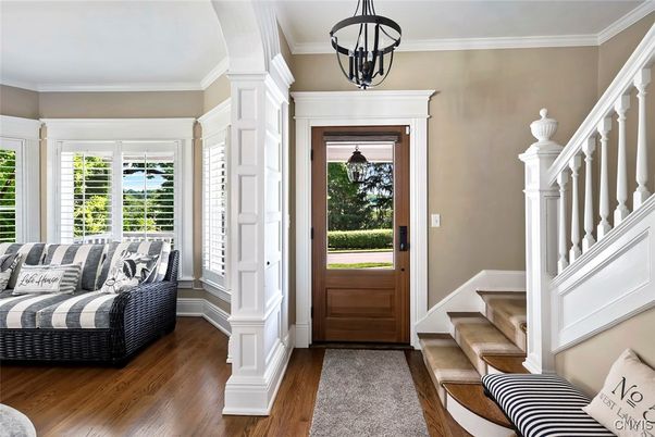 Interior, Pendant Lights, Wood Texture Flooring