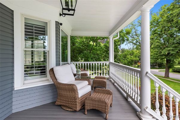 Exterior, Sun Room