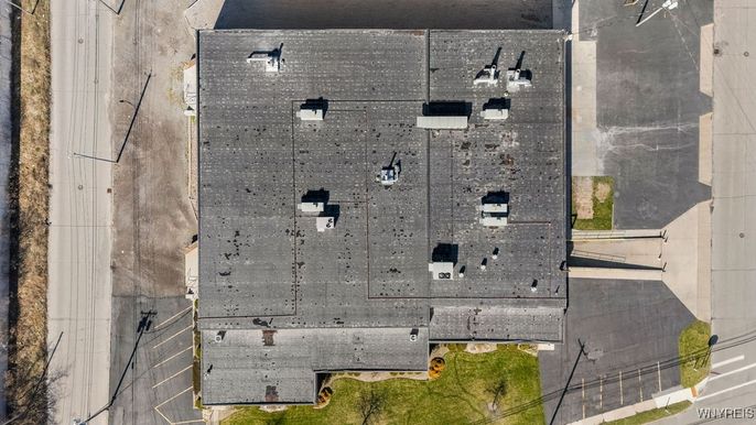 Exterior, Drone