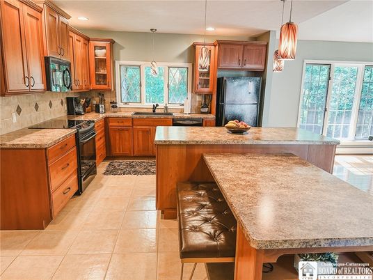 Interior, Kitchen, Pendant Lights, Recessed Lighting