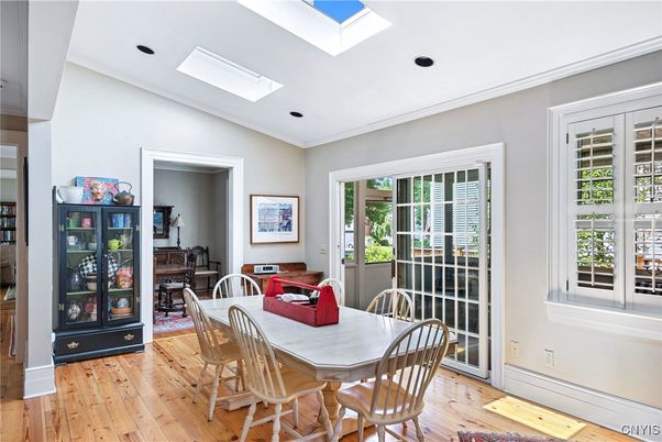 Dining room, Interior, Piano, Recessed Lighting, Wood Texture Flooring