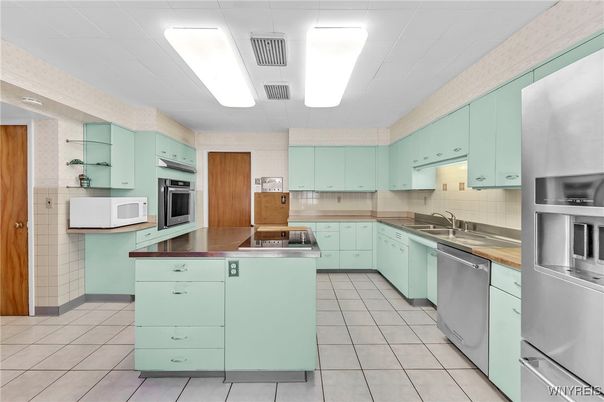 Interior, Kitchen, Stainless Steel Appliances