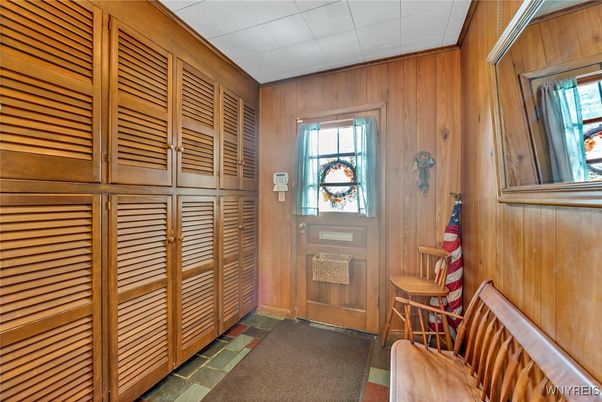 Interior, Wooden Walls