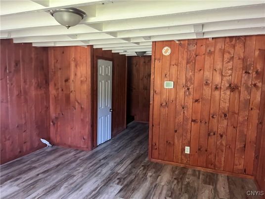 Empty room, Interior, Wood Texture Flooring, Wooden Walls