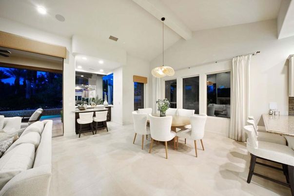 Dining room, Interior, Pendant Lights, Recessed Lighting