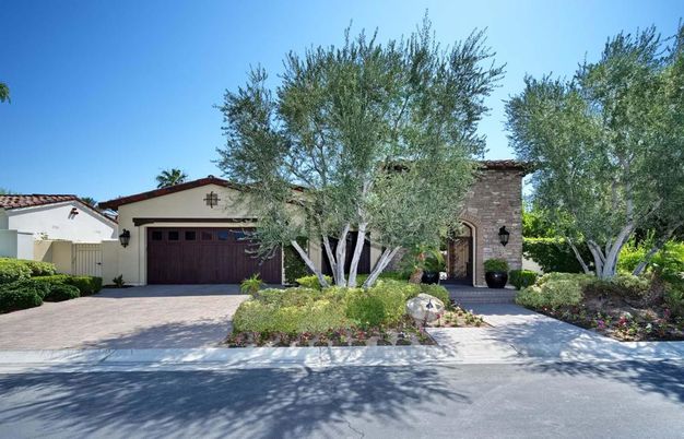 Attached, Exterior, Facade, Brick Facade, Spanish Mediterranean