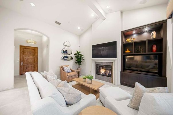 Fireplace, Interior, Living room, Pendant Lights, Recessed Lighting
