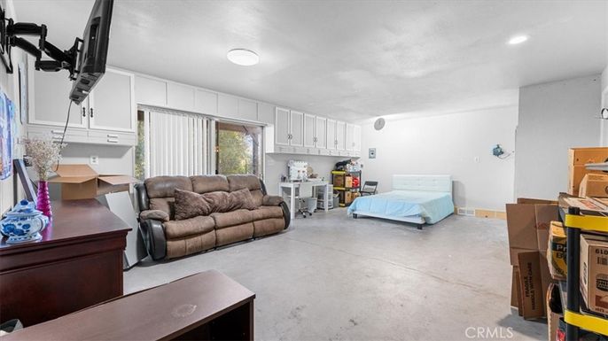 Fitness Equipment, Interior, Living room, Recessed Lighting