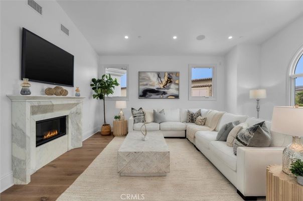 Fireplace, Interior, Living room, Recessed Lighting, Wood Texture Flooring