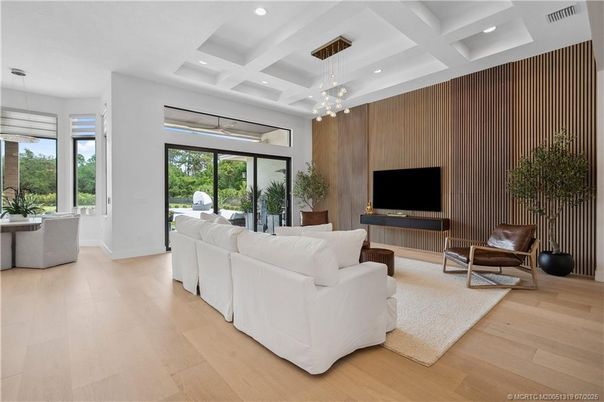 Interior, Living room, Pendant Lights, Recessed Lighting, Wood Texture Flooring