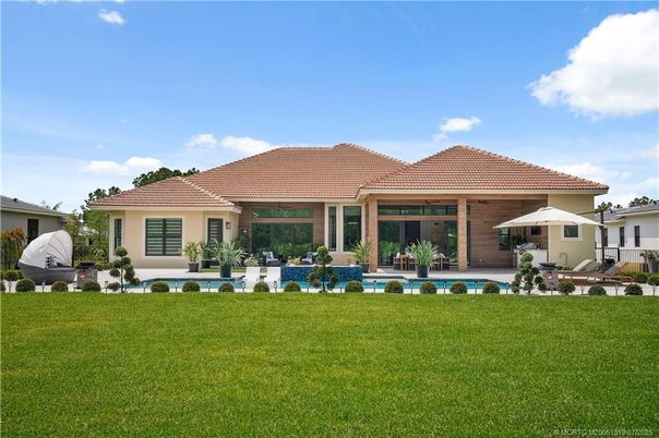 Backyard, Exterior, Pool