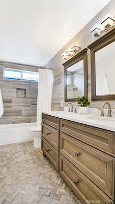 Bathroom, Dual Sink Vanities, Interior, Wood Texture Flooring