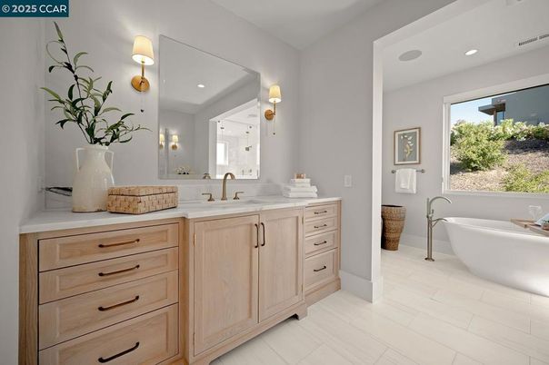 Bathroom, Dual Sink Vanities, Free Standing Baths, Interior, Recessed Lighting