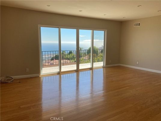 Empty room, Interior, Recessed Lighting, Water, Wood Texture Flooring